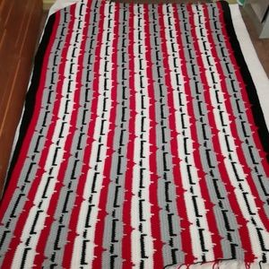 Vintage granny crochet throw